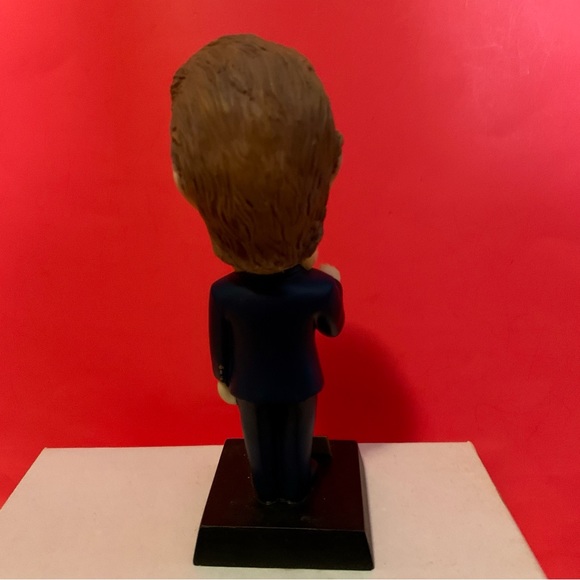 Vintage Trump Plaza Donald J. Trump 2004 Collectors’ Edition Bobblehead - Picture 6 of 8
